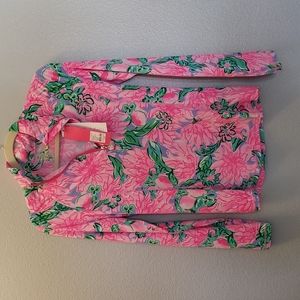 NWOT Lilly Pulitzer Justine half zip UPF50+ in Pink Blossom Try Your Zest, SizeS